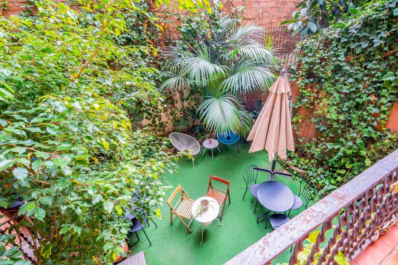 Casa Barcelo Hostel Барселона Экстерьер фото