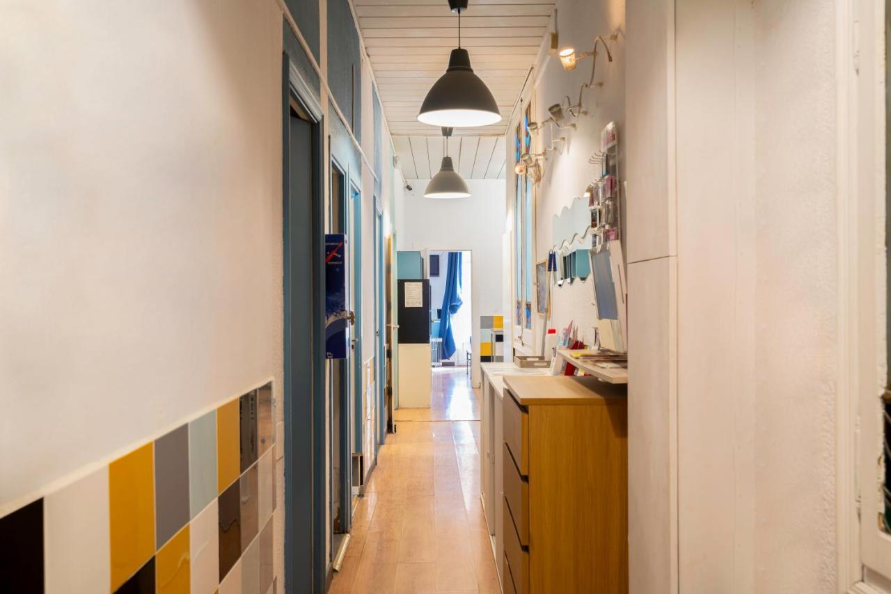 Casa Barcelo Hostel Барселона Экстерьер фото