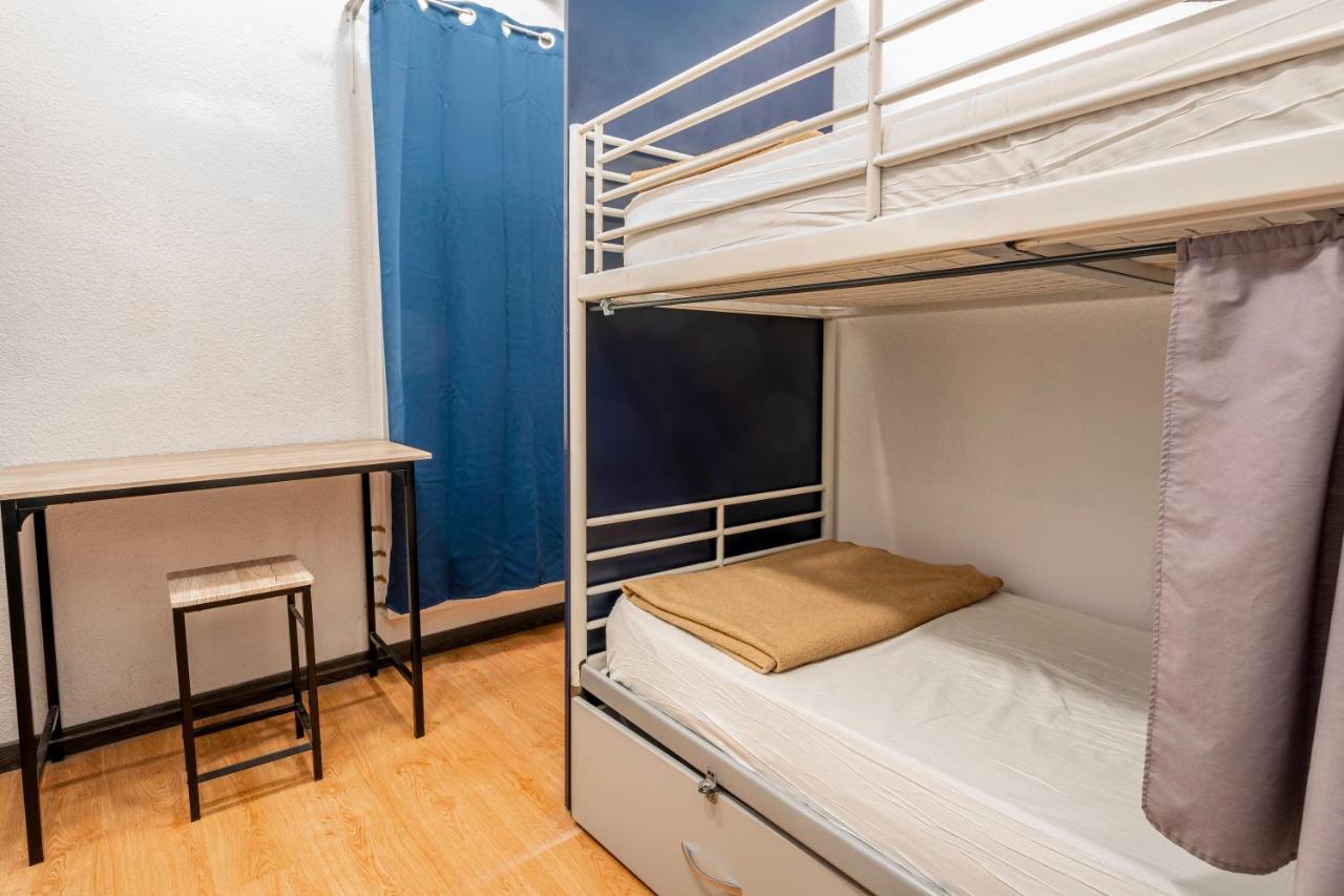 Casa Barcelo Hostel Барселона Экстерьер фото