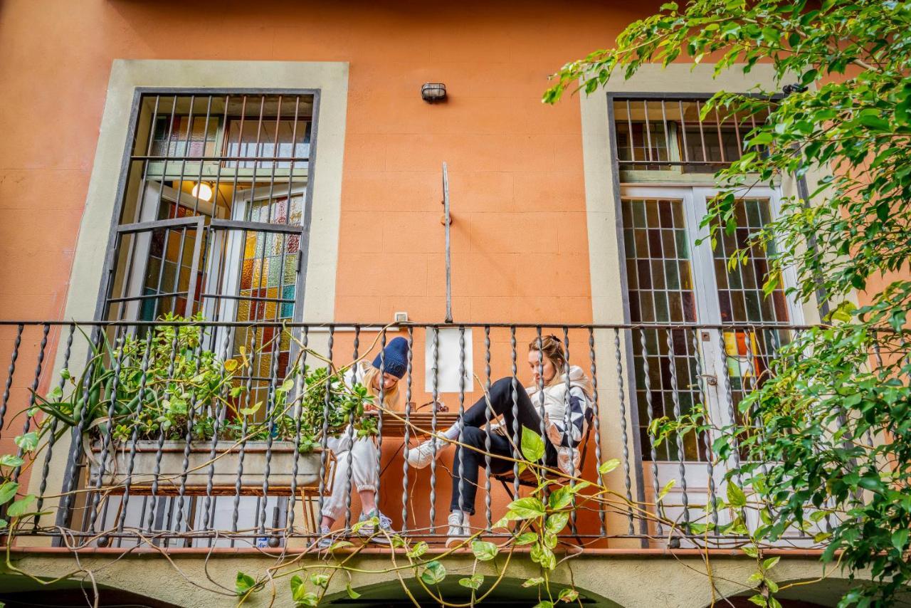 Casa Barcelo Hostel Барселона Экстерьер фото