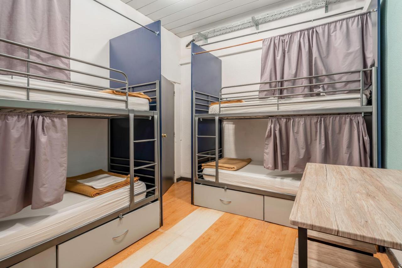 Casa Barcelo Hostel Барселона Экстерьер фото