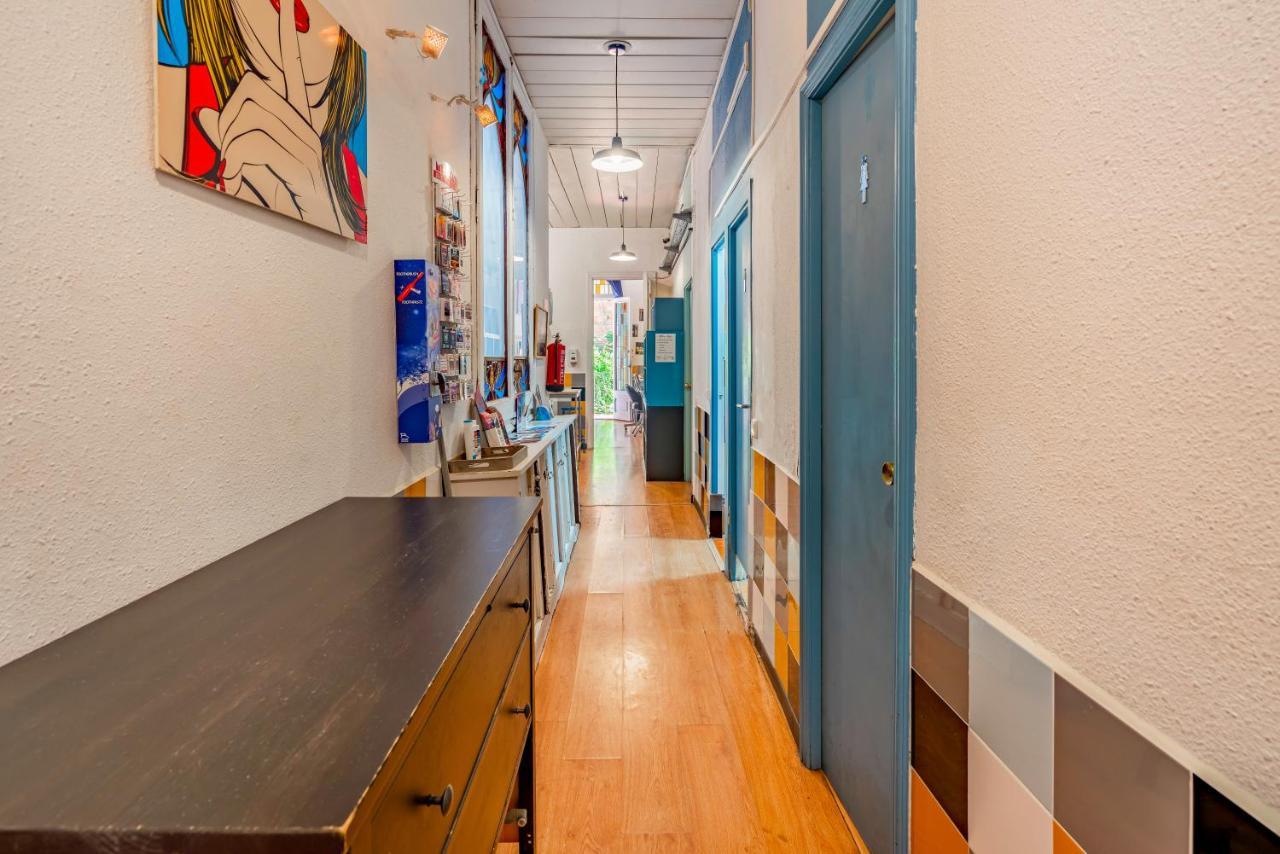 Casa Barcelo Hostel Барселона Экстерьер фото
